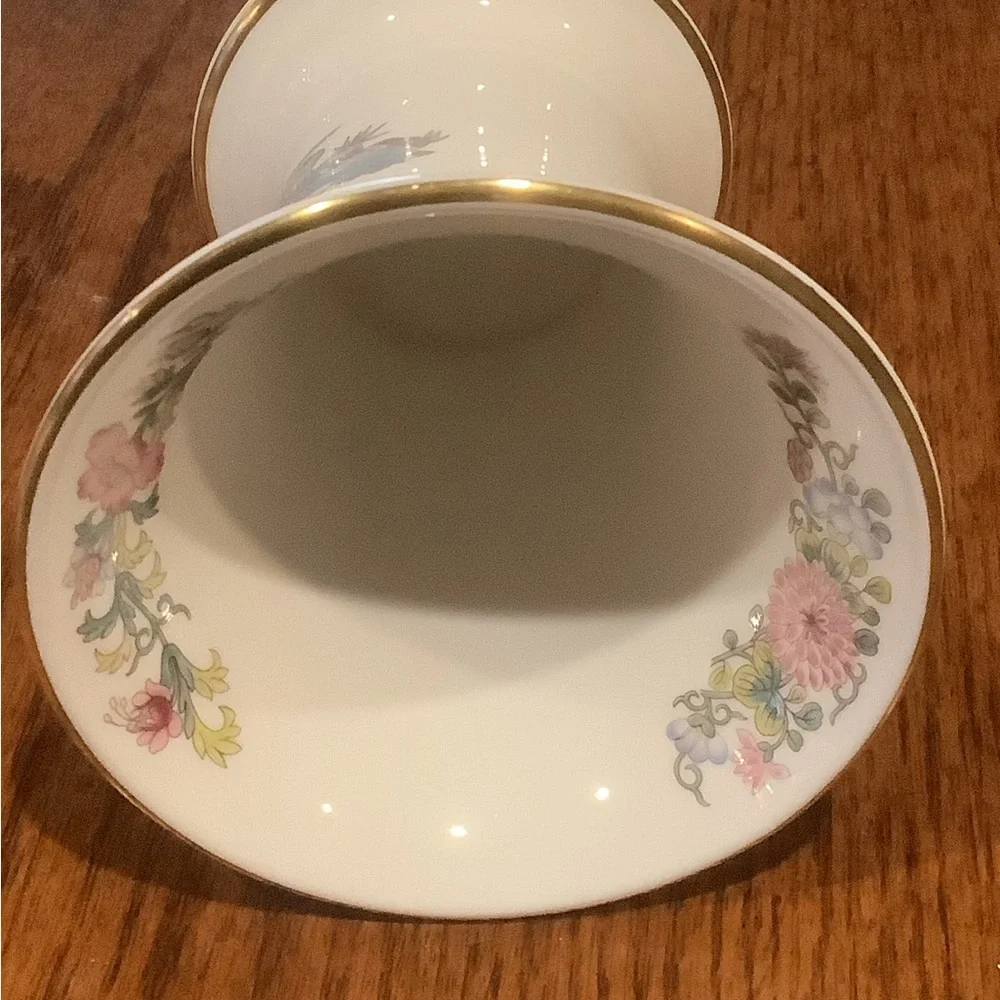 Wedgwood Kutani Crane English Bone China Small Vase